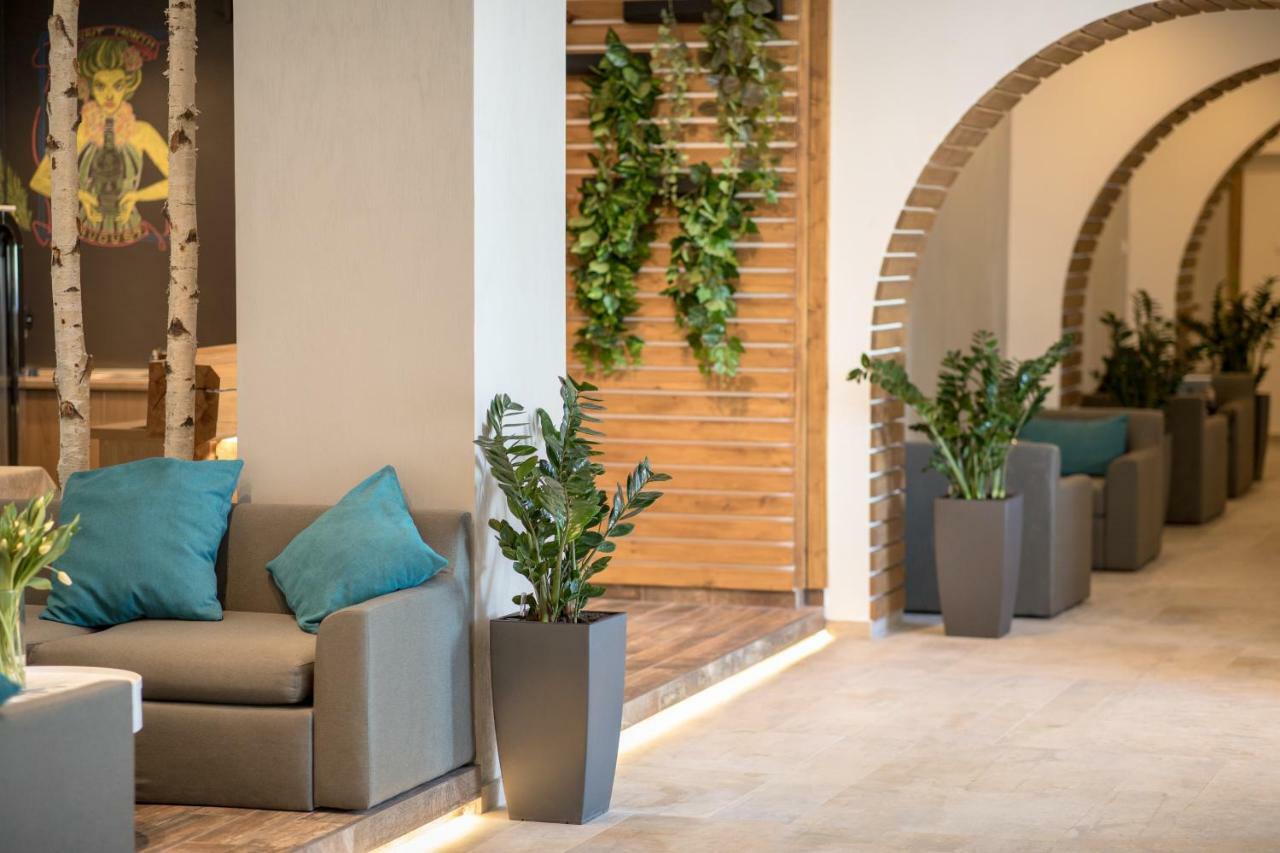Hotel Rozmarin Predeál Kültér fotó