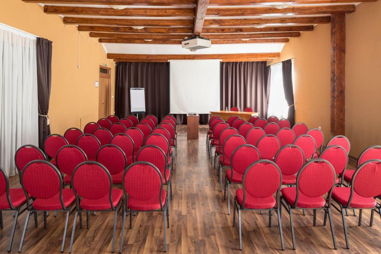 Hotel Rozmarin Predeál Kültér fotó