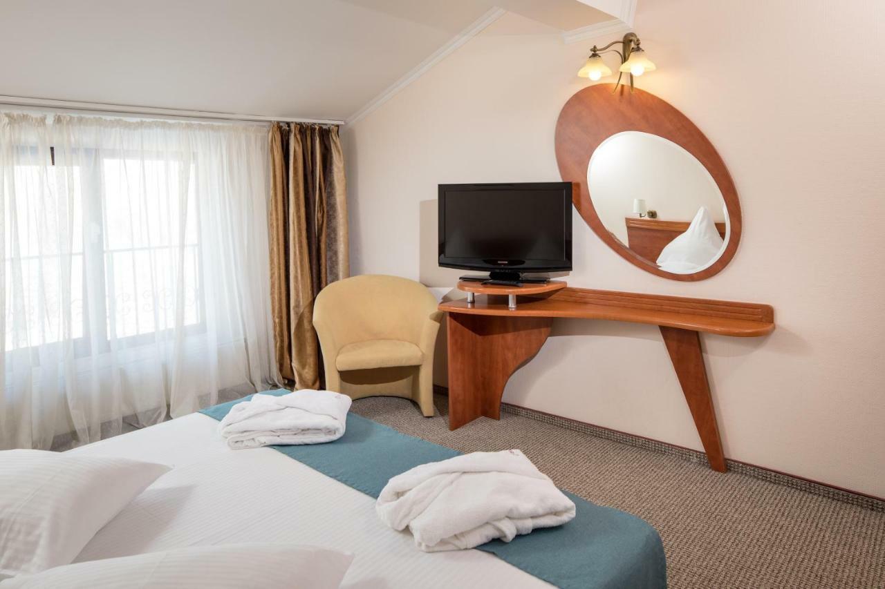 Hotel Rozmarin Predeál Kültér fotó
