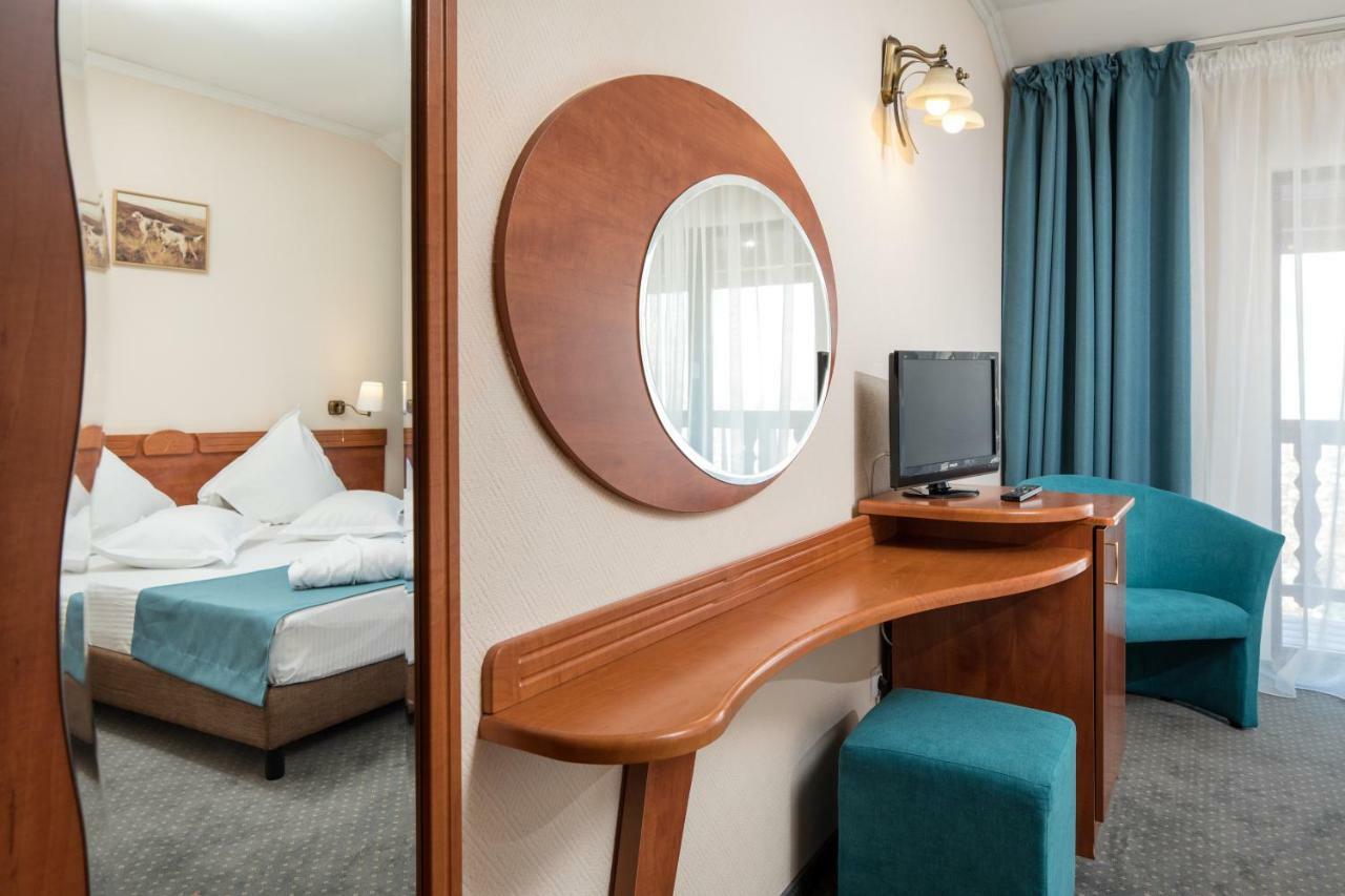 Hotel Rozmarin Predeál Kültér fotó